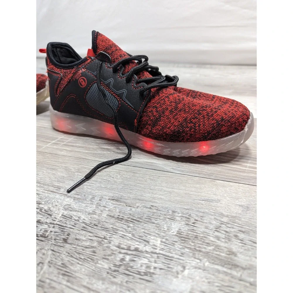 Flashlight Changing Color sole Rechargeable Boys Athletic Shoe Size 6 RED